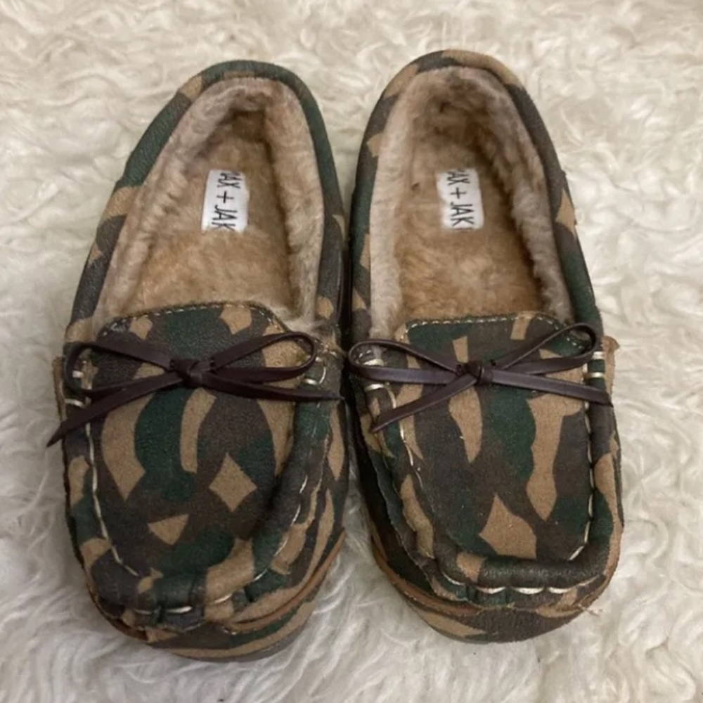 9-6 🌸 Max & Jake boys slippers camo print faux fur lined 11 mikey